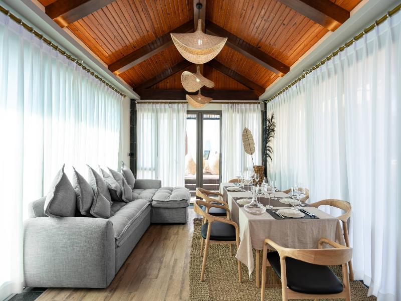 The Taksim Royal Beachfront Resort image