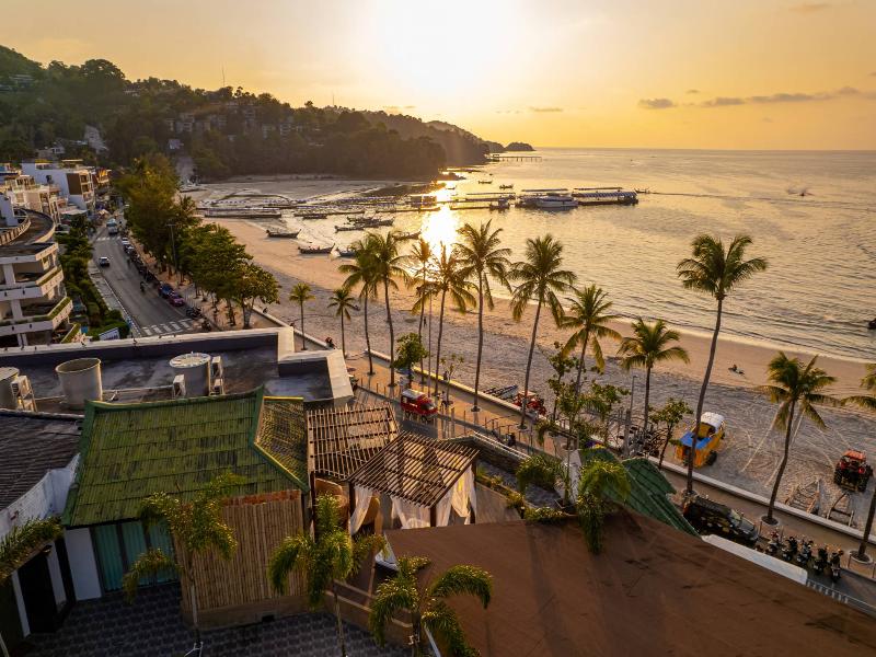 The Taksim Royal Beachfront Resort image