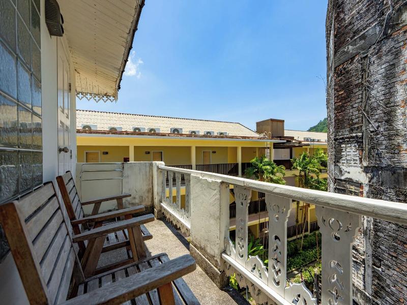 The Taksim Royal Beachfront Resort image