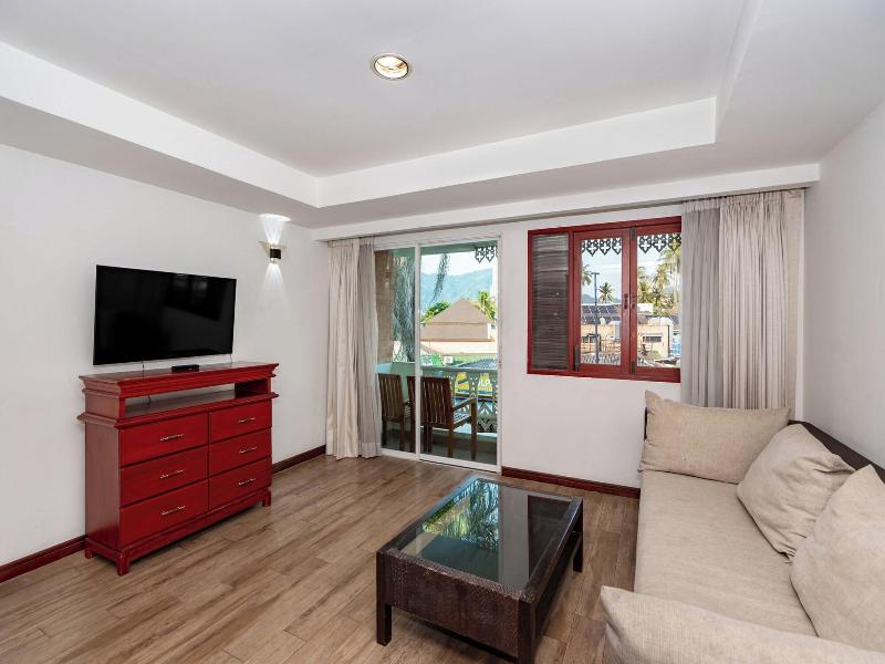 The Taksim Royal Beachfront Resort image