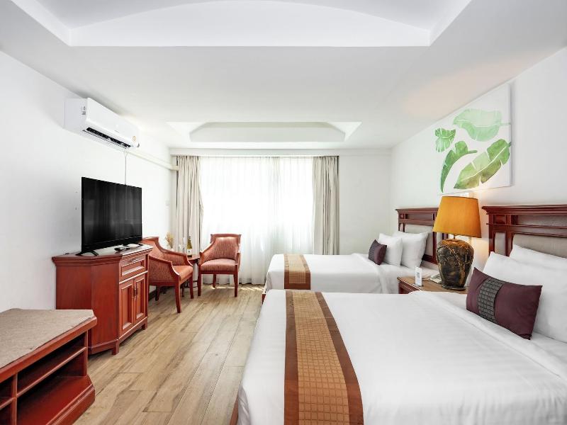 The Taksim Royal Beachfront Resort image