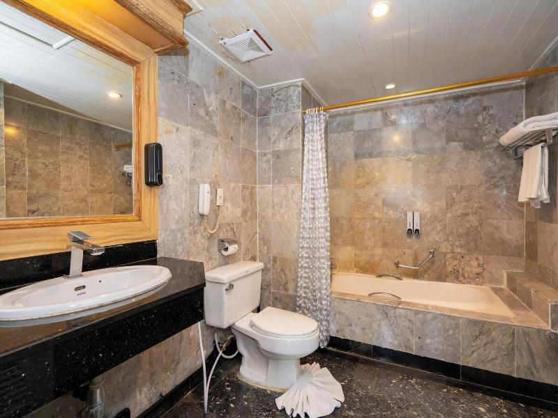 The Taksim Royal Beachfront Resort image