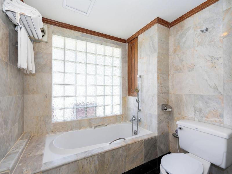 The Taksim Royal Beachfront Resort image