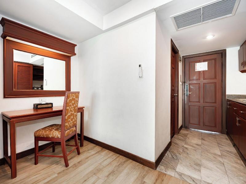 The Taksim Royal Beachfront Resort image