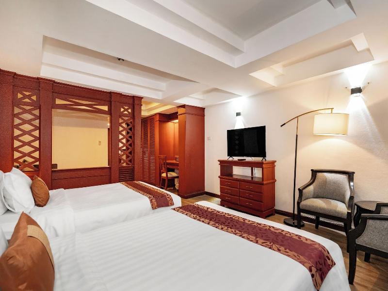 The Taksim Royal Beachfront Resort image