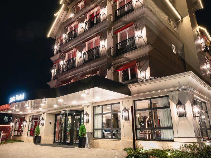 Sofistic Hotel Gramado — exterior view