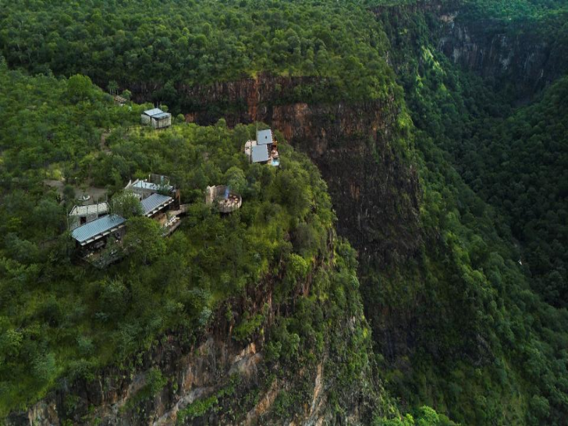 Bupenyu Luxury Boutique Lodge — exterior view