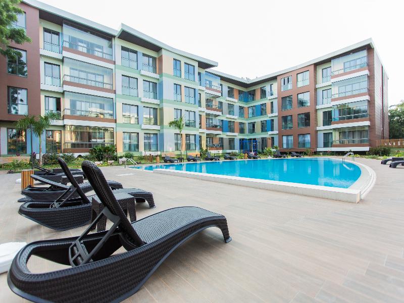 Accra Luxury Apartments At Pearl In City image
