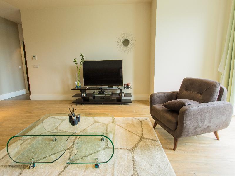 Accra Luxury Apartments At Pearl In City image