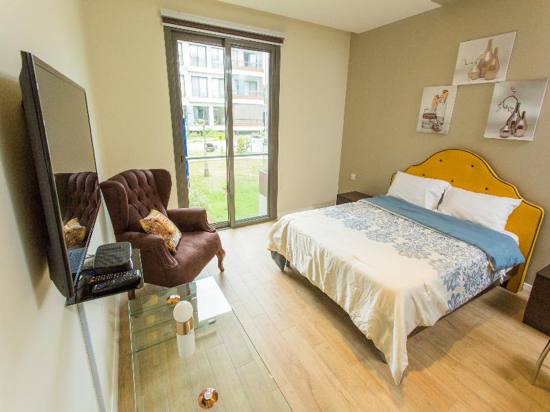 Accra Luxury Apartments At Pearl In City image