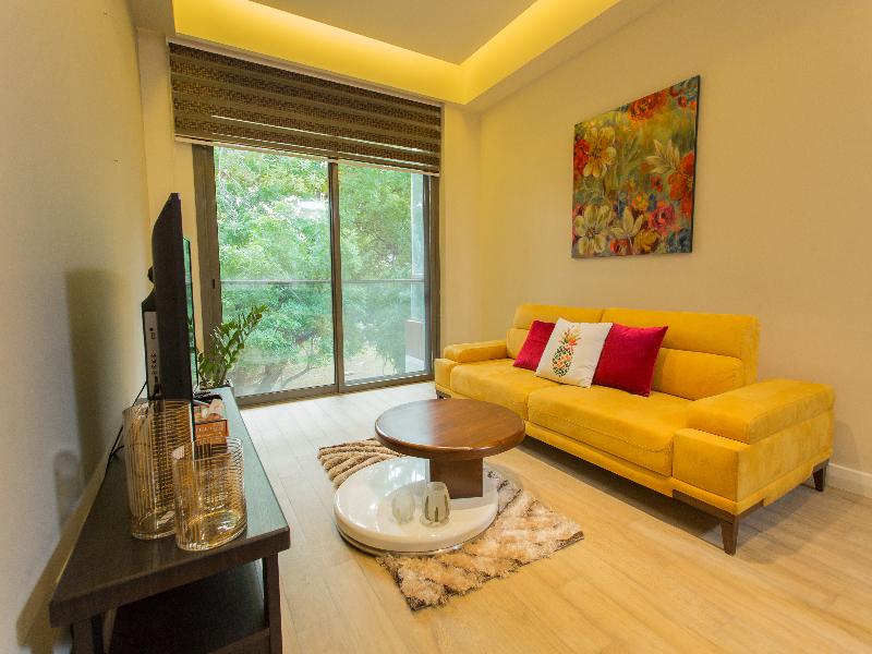 Accra Luxury Apartments At Pearl In City image