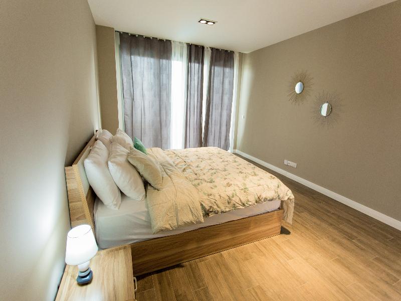 Accra Luxury Apartments At Pearl In City image