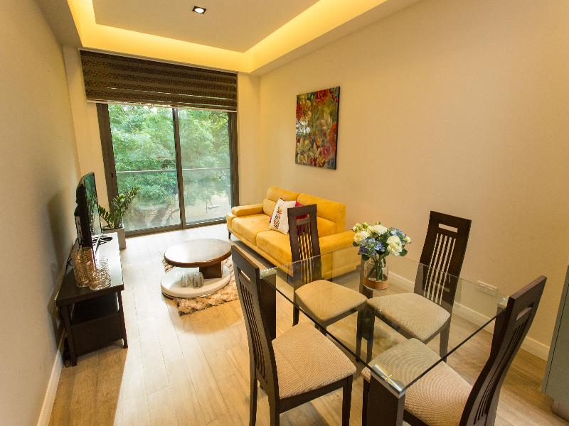 Accra Luxury Apartments At Pearl In City image