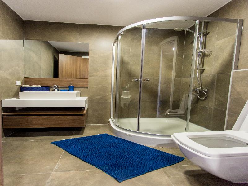 Accra Luxury Apartments At Pearl In City image