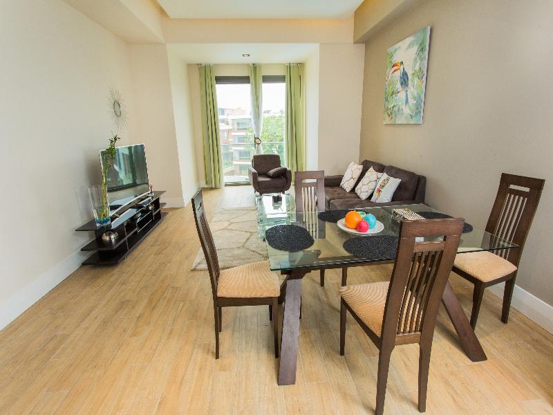 Accra Luxury Apartments At Pearl In City image