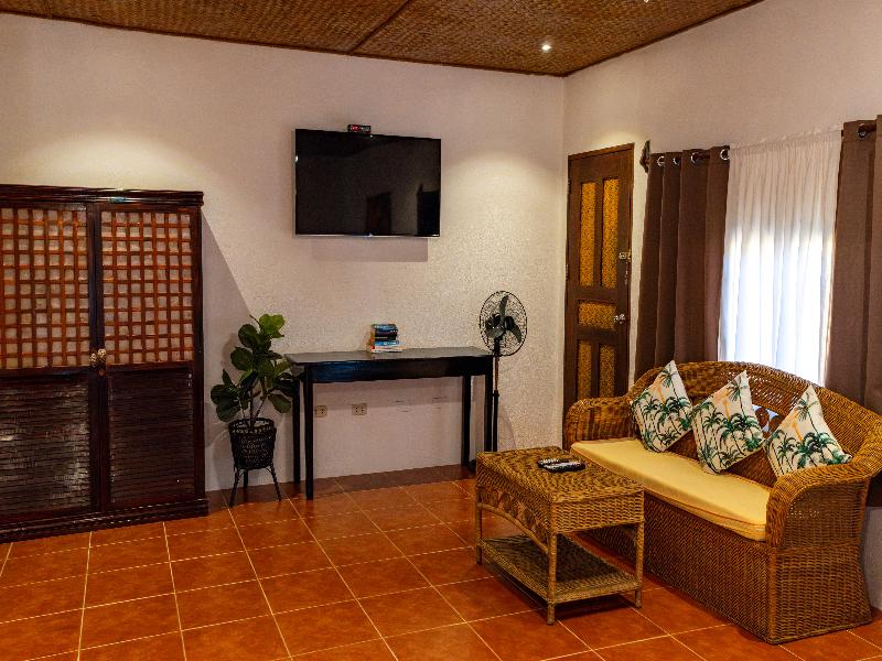 Hibiscus Garden Resort image