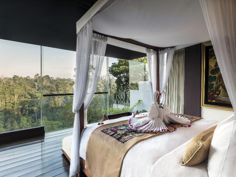 Ayuterra Resort image