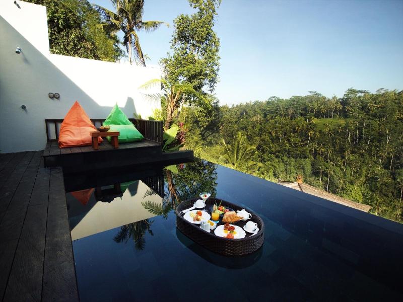 Ayuterra Resort image