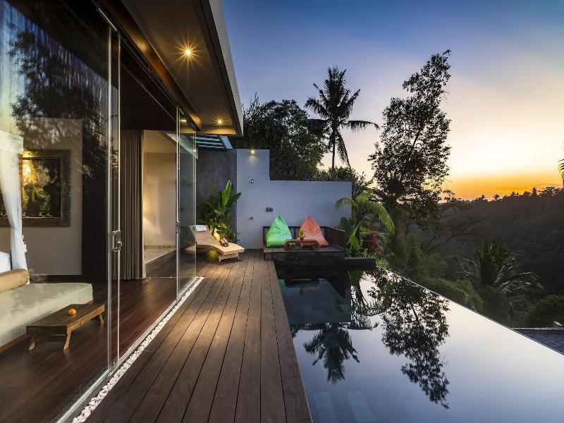Ayuterra Resort image