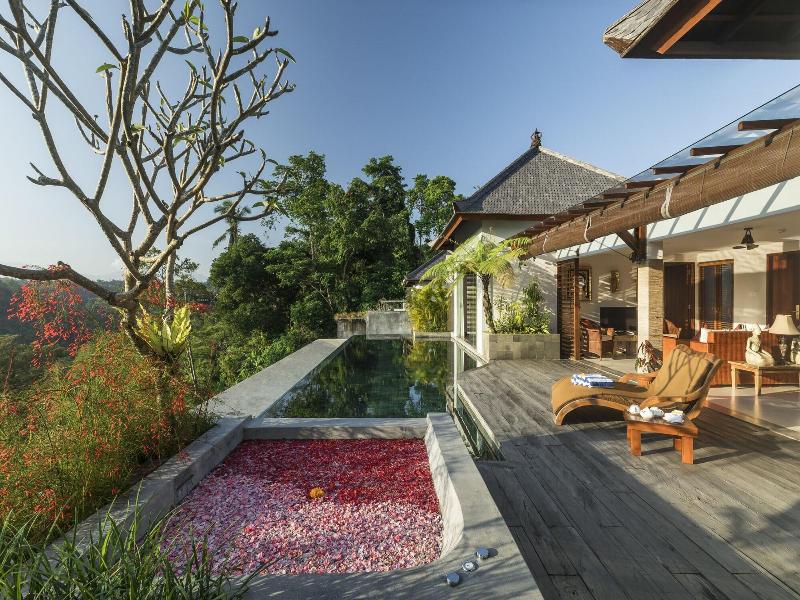 Ayuterra Resort image