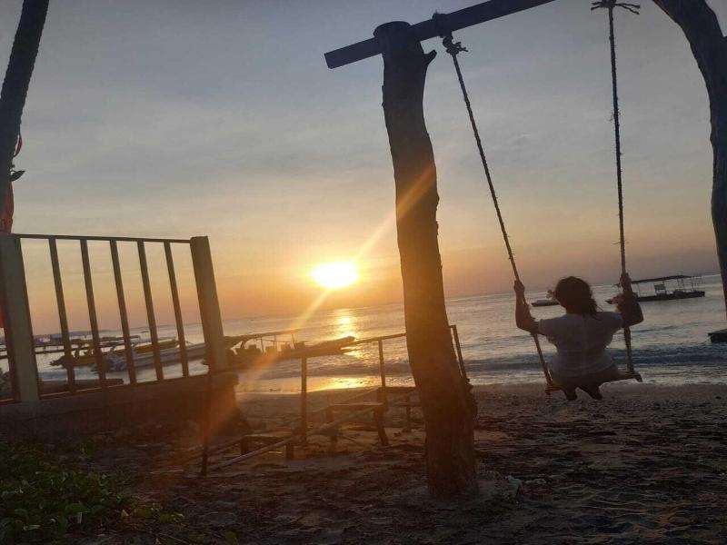 Pi Karya Beach image