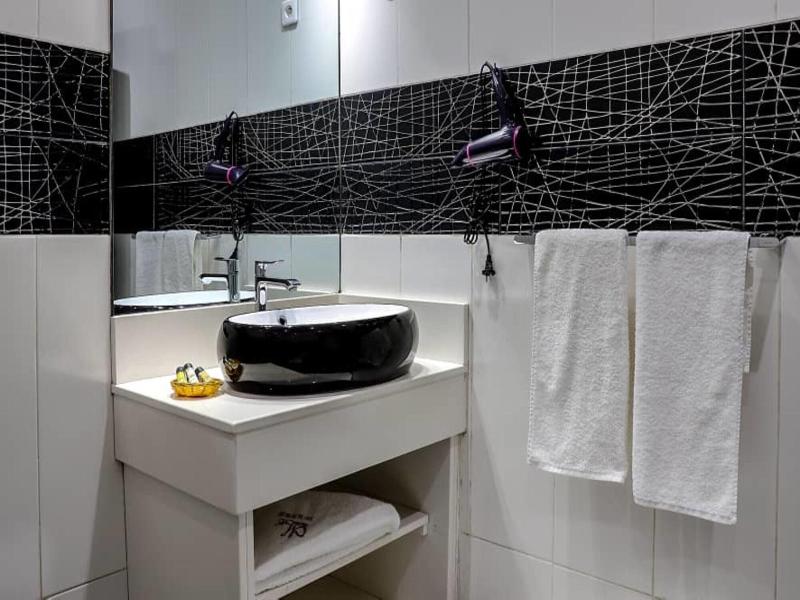 Miliet Hotel image