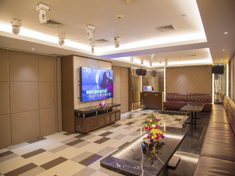 Jin Jiang Pine City Hotel Shanghai image