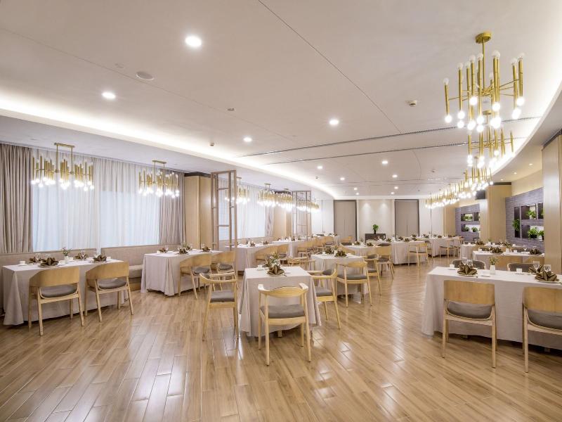 Jin Jiang Pine City Hotel Shanghai image
