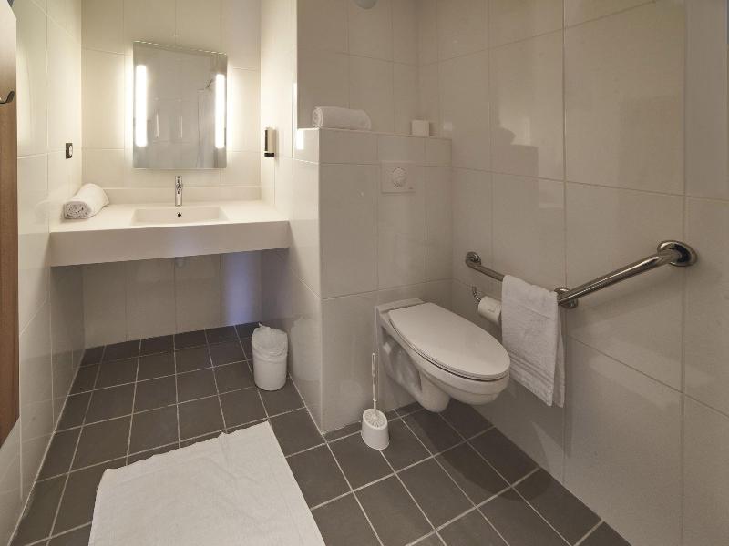 B&b Hotel Fort-de-france image