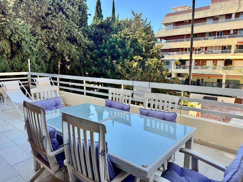 Marbella Skol image
