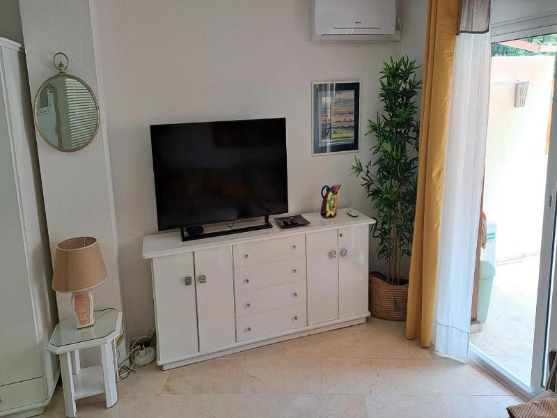 Marbella Skol image