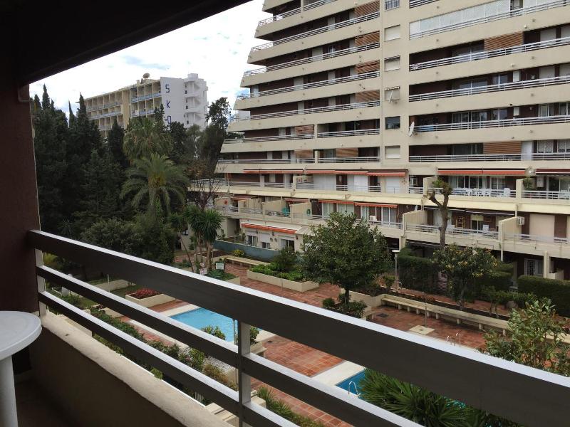 Marbella Skol image