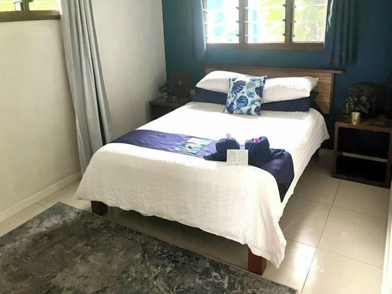 Vanuatu Beachfront Apartments image