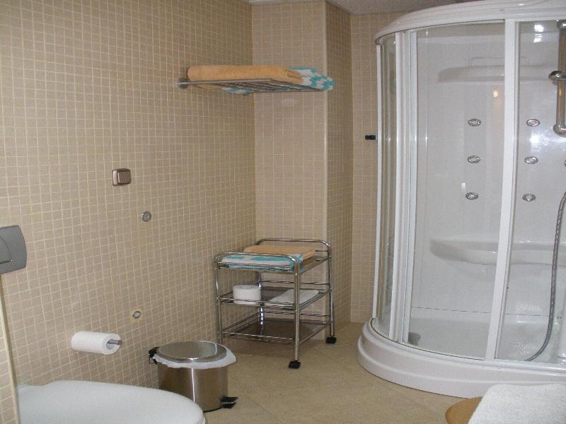 Apartamentos Turisticos Centro image