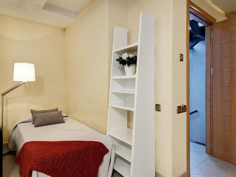 Apartamentos Turisticos Centro image