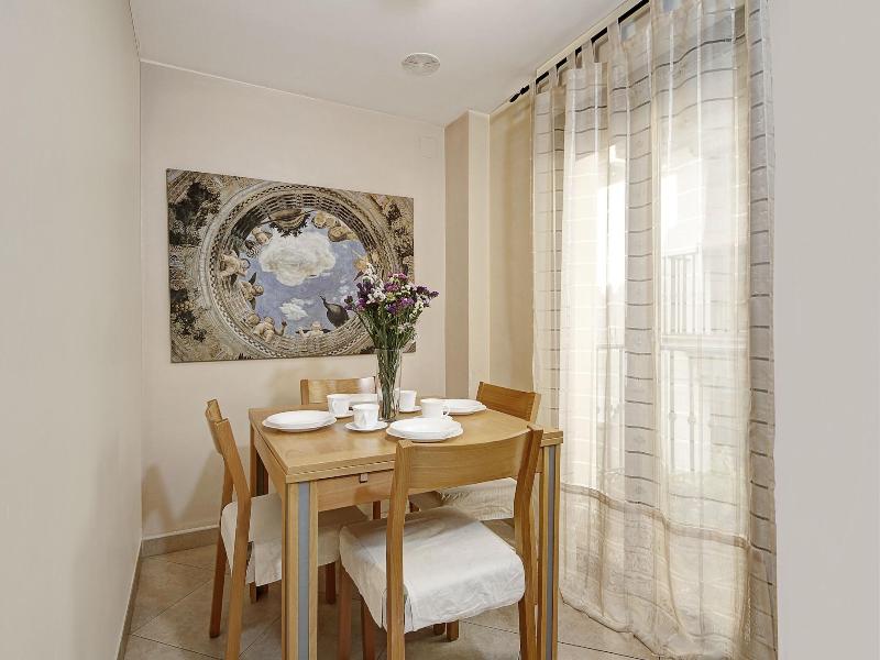 Apartamentos Turisticos Centro image
