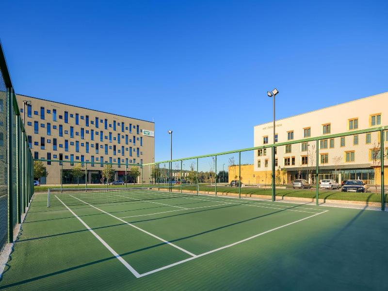 Mk Hotel Tirana image