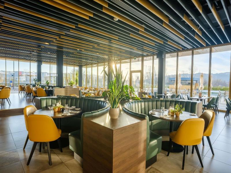 Mk Hotel Tirana image