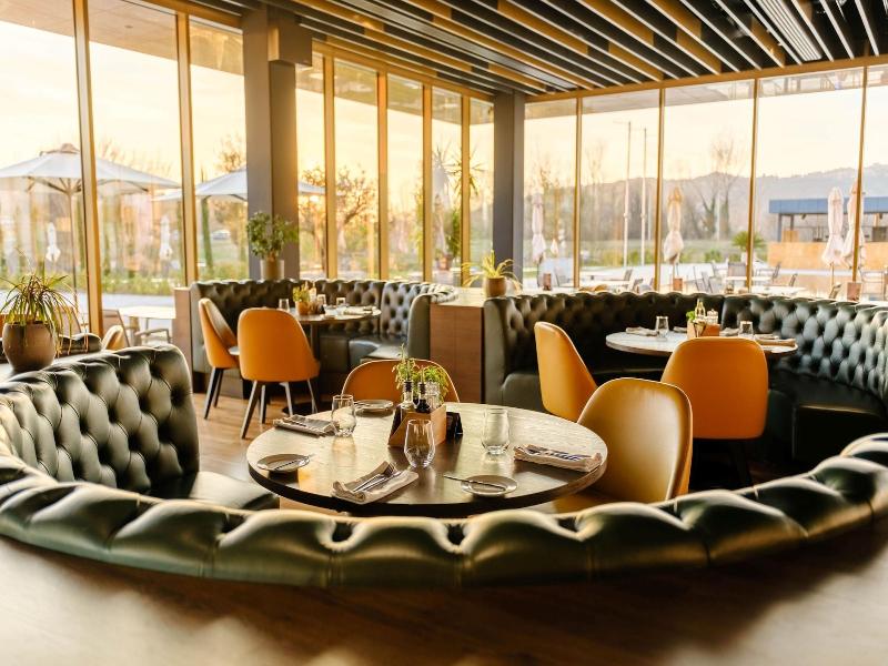 Mk Hotel Tirana image