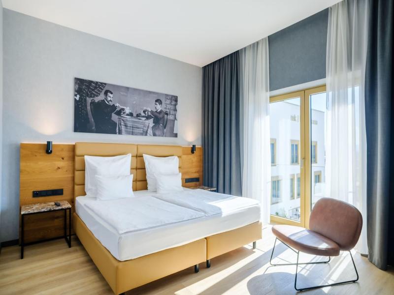 Mk Hotel Tirana image