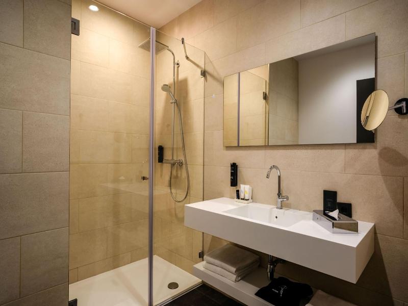 Mk Hotel Tirana image