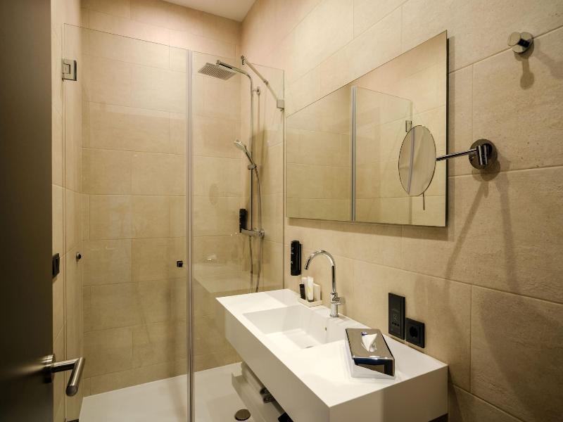 Mk Hotel Tirana image