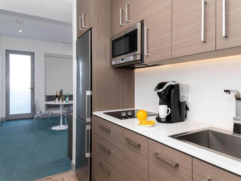 Marketplace Suites image