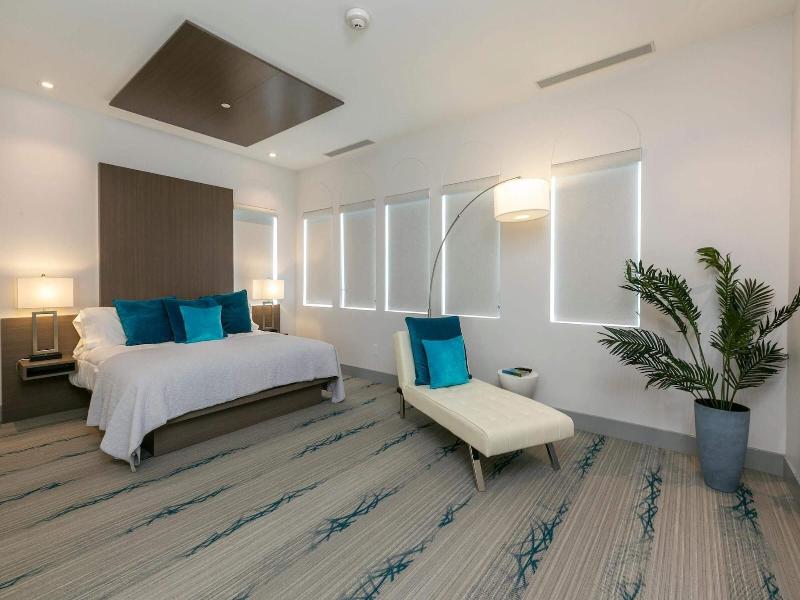 Marketplace Suites image