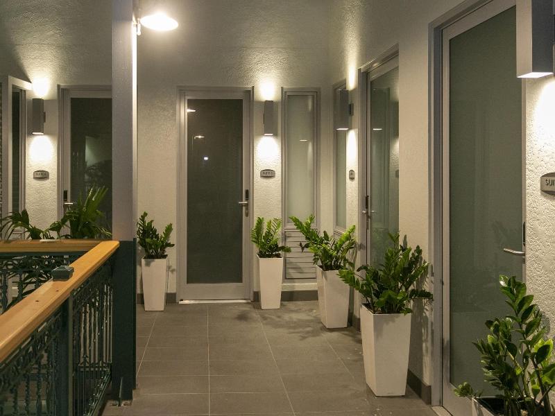 Marketplace Suites image