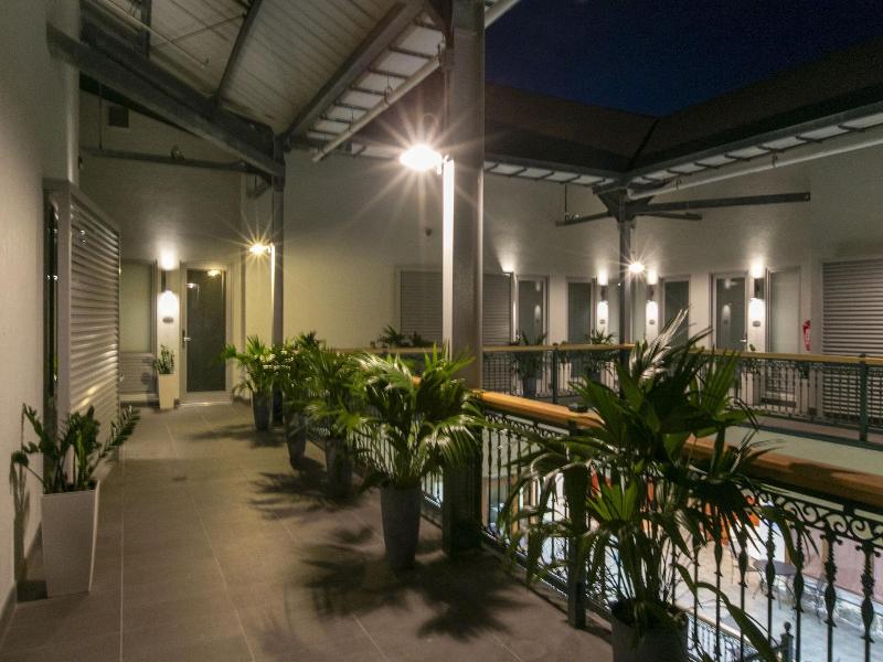 Marketplace Suites image