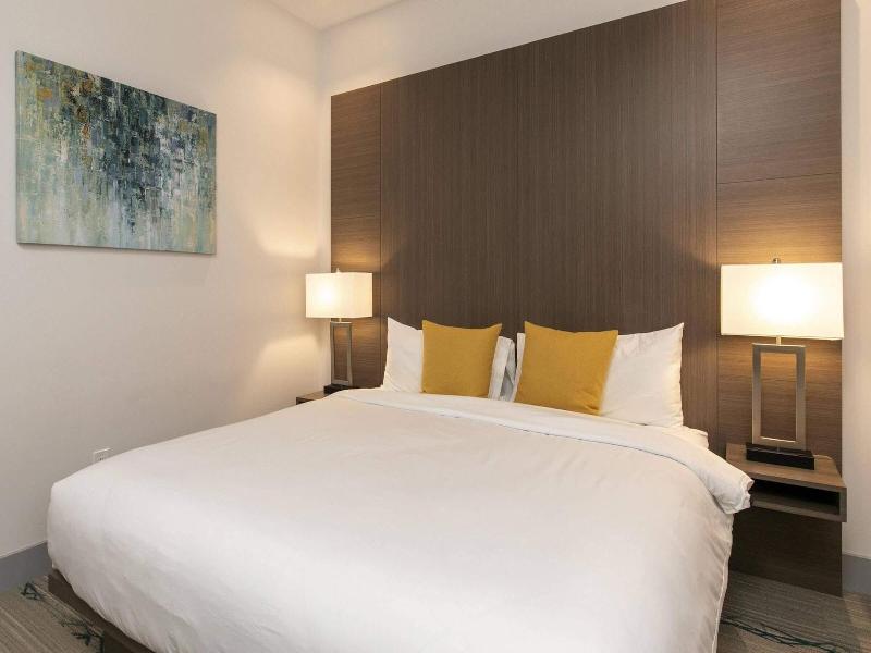 Marketplace Suites image