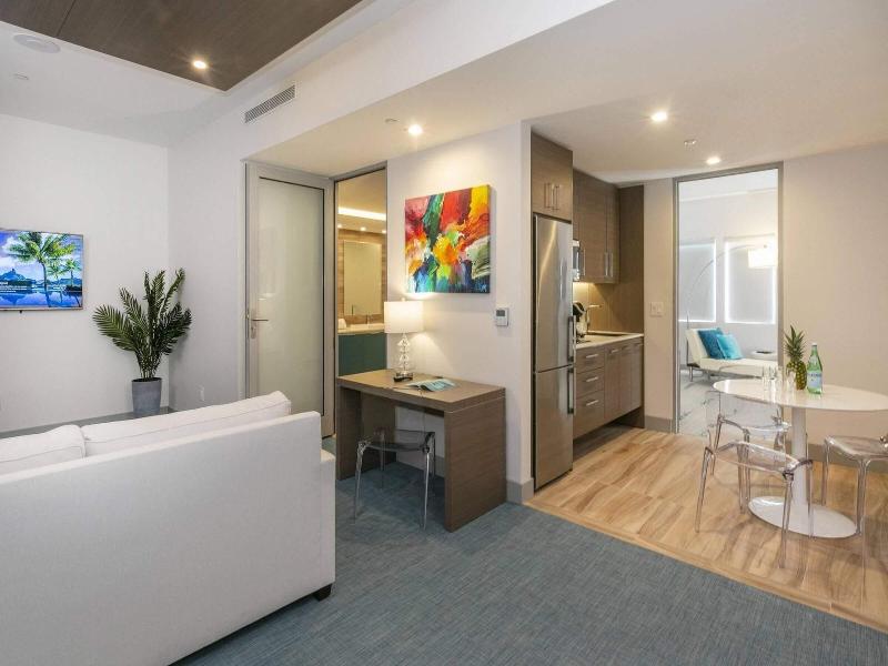 Marketplace Suites image