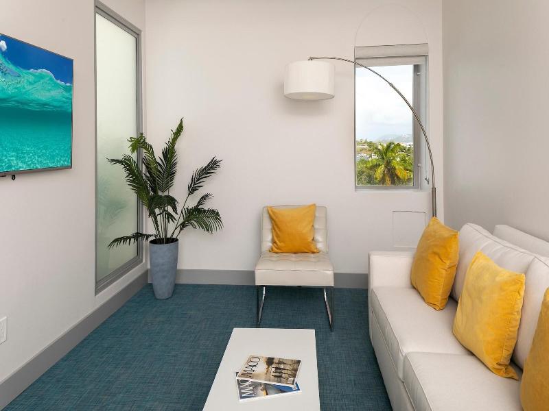 Marketplace Suites image