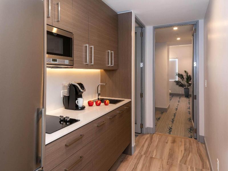 Marketplace Suites image